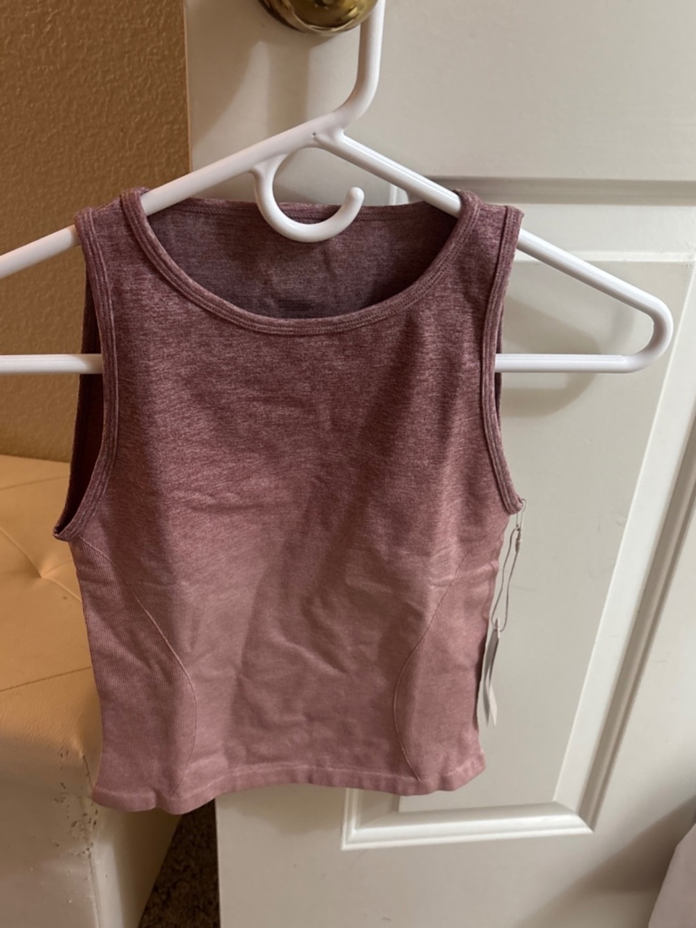 Buffbunny shape, seamless hip tank New with the tag size medium